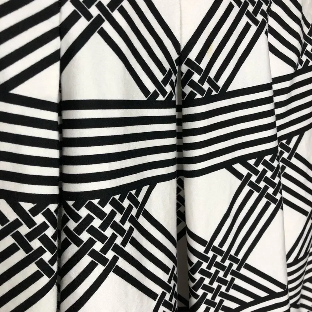 WHBM white black striped strapless pleated dress size 00